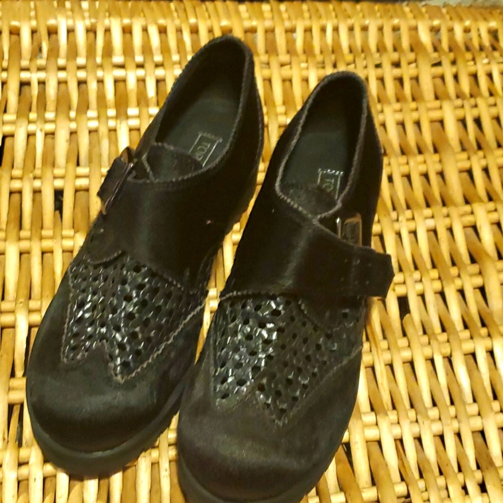 Black shoes